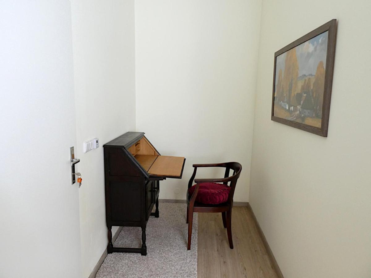 Apartman Marenka Нове Место на Мораве Екстериор снимка